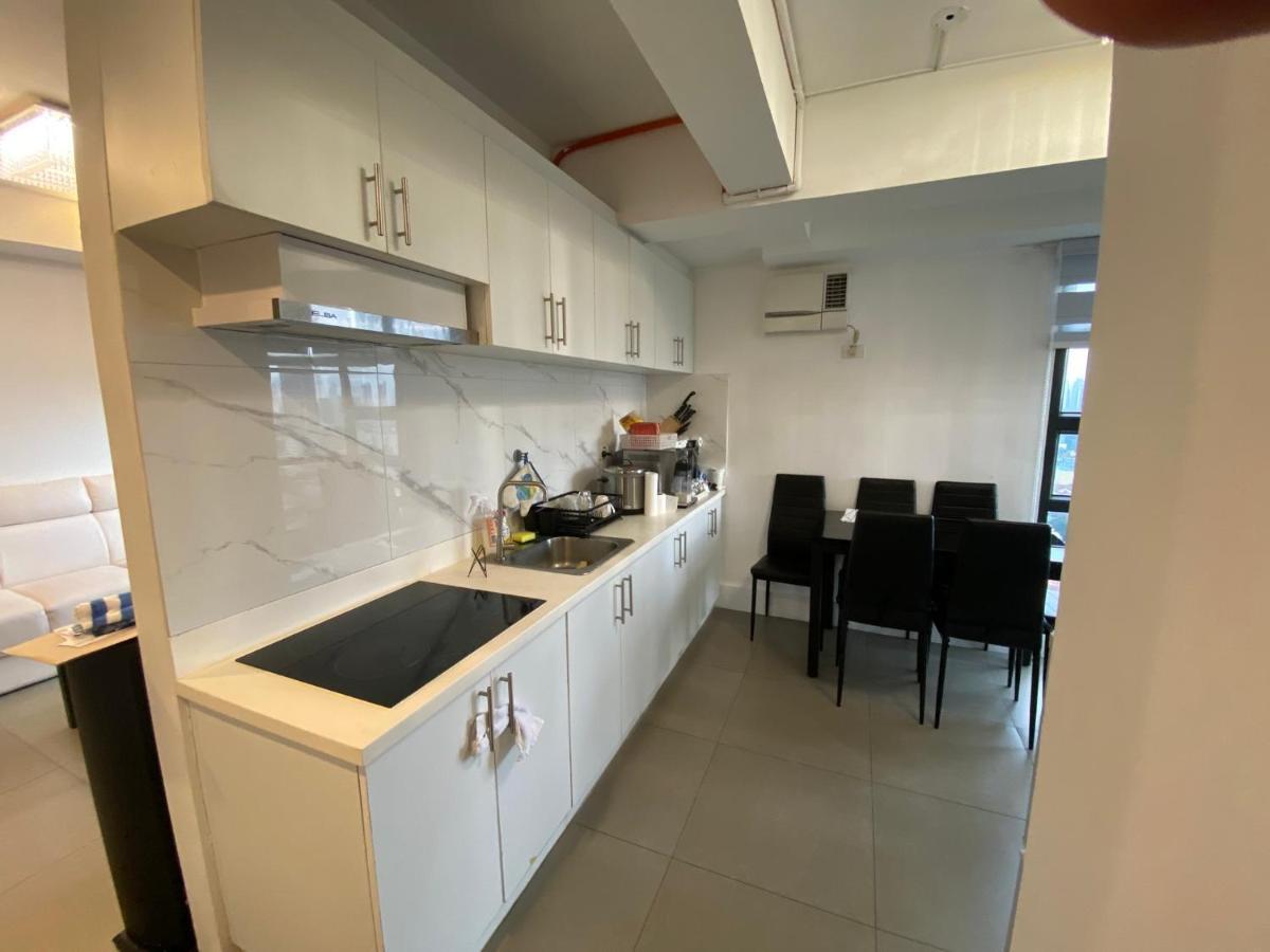 Penthouse Suite At Porto Vita Towers In Cubao Quezon City Manila Bagian luar foto