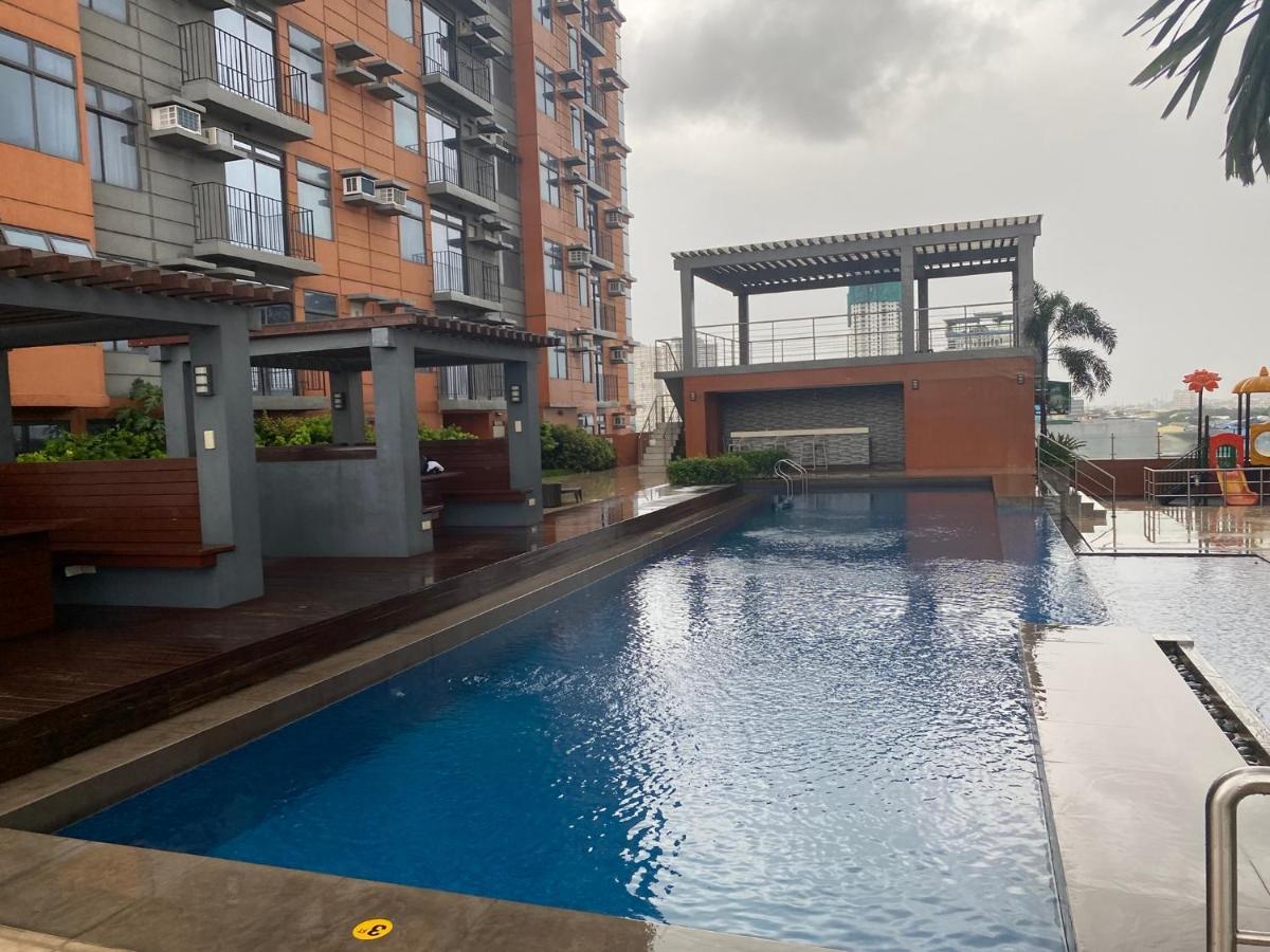 Penthouse Suite At Porto Vita Towers In Cubao Quezon City Manila Bagian luar foto